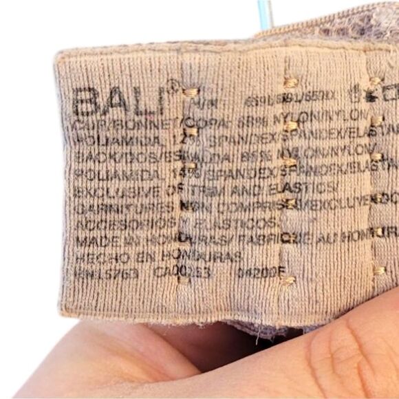 Bali Mauve Wireless Lace Braletter Size M - Picture 3 of 6